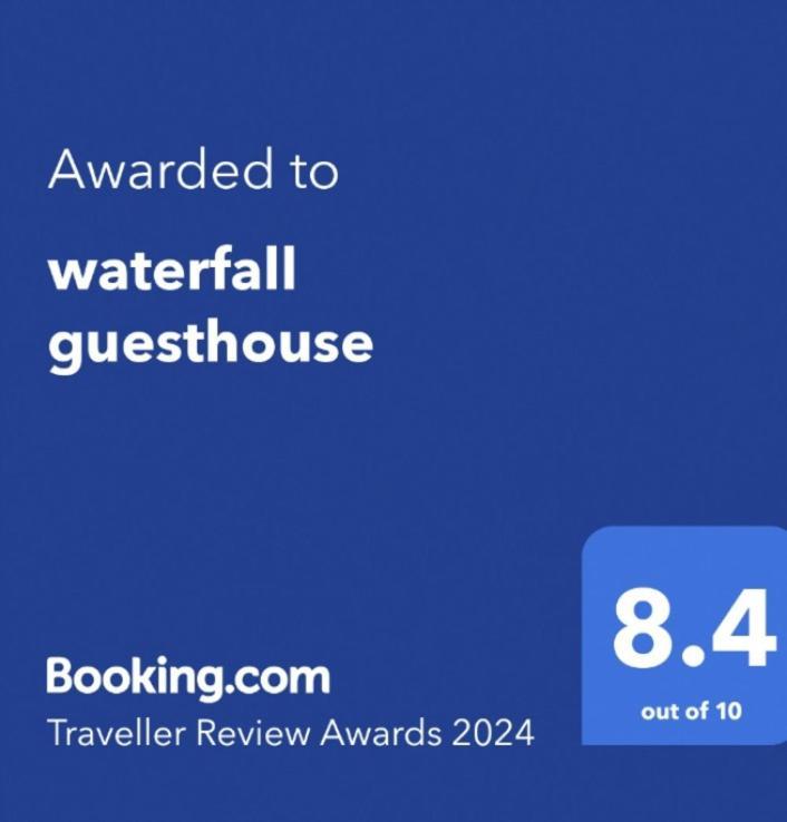 Waterfall Guesthouse 亨比 外观 照片